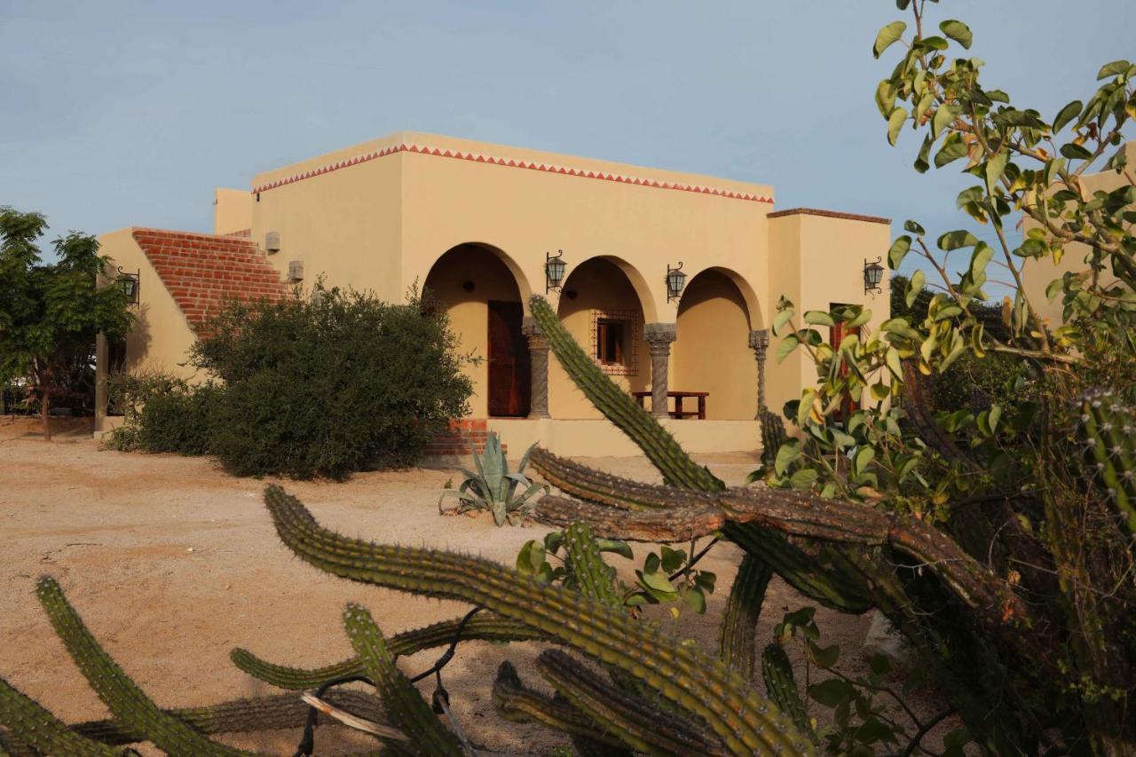Nomada hotel La Ventana Exterior foto